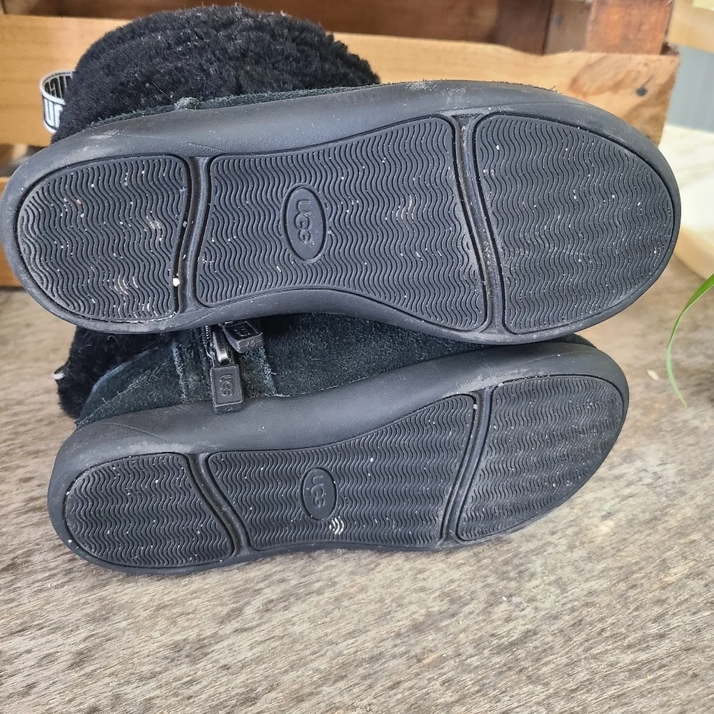 UGG Mini Fluff Black Boots Kids Size 12